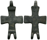 Bronze cross link. 19.97 g. 55.51 mm.