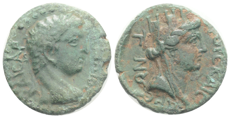 Roman Provincial Coins
SYRIA. Uncertain Caesarea. Claudius (41-54). Ae. 3,4 g. 2...