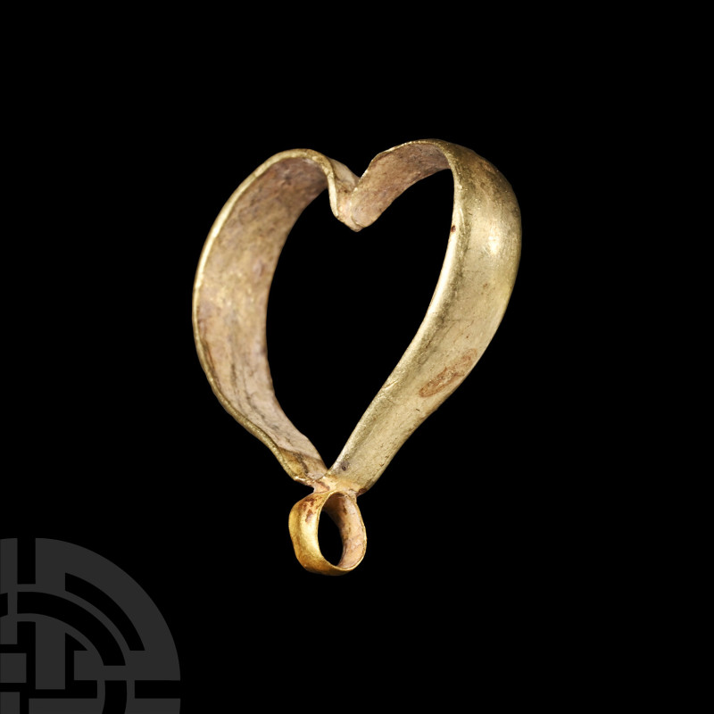 Medieval Gold Heart-Shaped Pendant
Circa 14th-16th century A.D. Sheet gold stri...