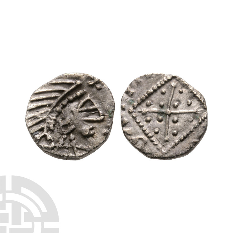 Anglo-Saxon Coins - Primary Phase - Saroaldo, Type 11 - AR Sceatta
680-710 A.D....