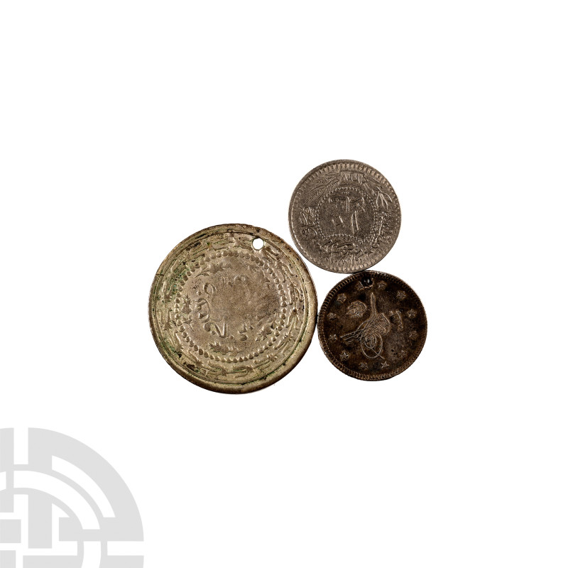 World Coins - Turkey - AR Coin Group [3]
1808-1909 A.D. Group comprising: 1 1/2...