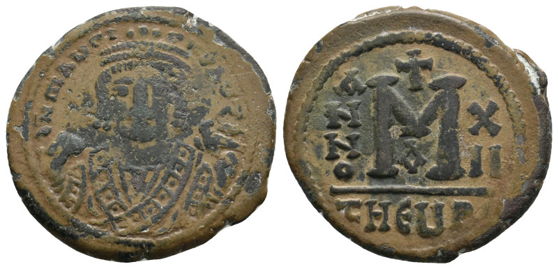 MAURICE TIBERIUS (582-602). Follis. Antioch.
12 Gr. 29 mm.