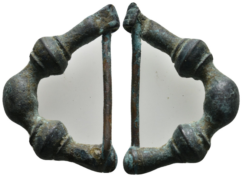 ANCIENT ROMAN BRONZE FIBULA (1ST-3TH CENTURY AD) .
21.77 Gr. 43.6 mm.