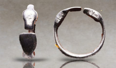 Ancient Collectibles. Reference: Condition: Very Fine
Weight: 4.7g Diameter: 25mm