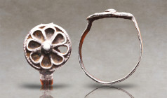 Ancient Collectibles. Reference: Condition: Very Fine
Weight: 2.1g Diameter: 21mm