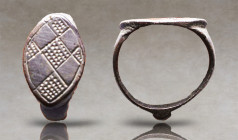 Ancient Collectibles. Reference: Condition: Very Fine
Weight: 5.2g Diameter: 23.8mm