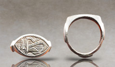 Ancient Collectibles. Reference: Condition: Very Fine
Weight: 6.4g Diameter: 23.6mm