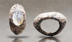 Christal stone !!!. Reference: Condition: Very Fine
Weight: 23.4g Diameter: 31mm