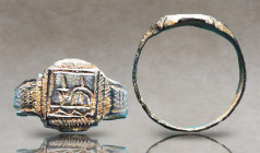 Rare Ring with a temple on bezel. Reference: Condition: Very Fine
Weight: 3.8g Diameter: 21.7mm