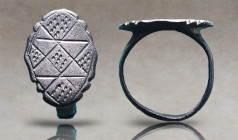 Ancient Collectibles. Reference: Condition: Very Fine
Weight: 4.1g Diameter: 20mm