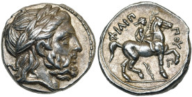 ROYAUME DE MACEDOINE, Philippe II (359-336), AR tétradrachme, 323-316 av. J.-C., Amphipolis. D/ T. l. de Zeus à d. R/ ΦΙΛΙΠ-ΠOY Cavalier au pas à d., ...