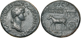 AGRIPPINE l'Ancienne (†33), femme de Germanicus, mère de Caligula, AE sesterce, s.d., Rome. Frappé sous Caligula. D/ AGRIPPINA M F MAT C CAESARIS AVGV...