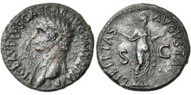 CLAUDE (41-54), AE as, 41-50, Rome. D/ TI CLAVDIVS CAESAR AVG P M TR P IMP T. à g. R/ LIBERTAS AVGVSTA/ S-C Libertas deb. à d., ten. un pileus, la mai...