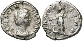 MANLIA SCANTILLA, femme de Didius Julianus, AR denier, 193, Rome. D/ MANL SCAN-TILLA· AVG B. dr. à d. R/ IVNO· RE-GINA Junon voilée, dr., deb. à g., t...