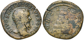 SEPTIME SEVERE divinisé, AE sesterce, après 211, Rome. D/ DIVO SEPTIMIO SEVERO PIO T. nue à d. R/ CONSECRATIO/ SC Pyramide funéraire à cinq étages, dé...