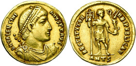 VALENTINIEN Ier (364-375), AV solidus, 364-367, Antioche. D/ DN VALENTINI-ANVS PF AVG B. diad., dr., cuir. à d. Diadème à perles. R/ RESTITVTOR- REI P...