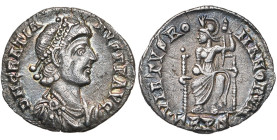 GRATIEN (367-383), AR silique, 378-383, Trèves. D/ DN GRATIA-NVS PF AVG B. diad., dr., cuir. à d. R/ VIRTVS RO-MANORVM/ TRPS Roma assise de f. sur un ...