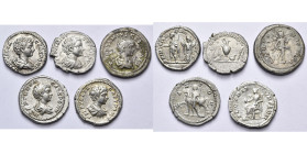 GETA (198-212), lot de 5 deniers: César, R/ Le prince devant un trophée (SUP), Instruments sacerdotaux, Mars, Castor, Securitas.

Beau à Très Beau...
