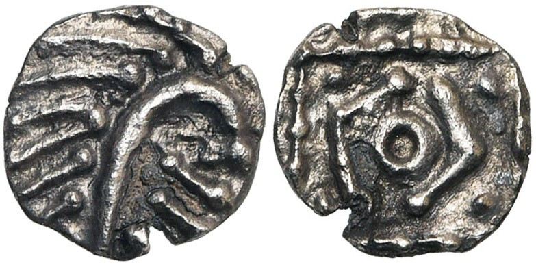 FRISE, AR sceat, vers 695-740. Série E. Type au "porc-épic". D/ T. dégénérée à d...