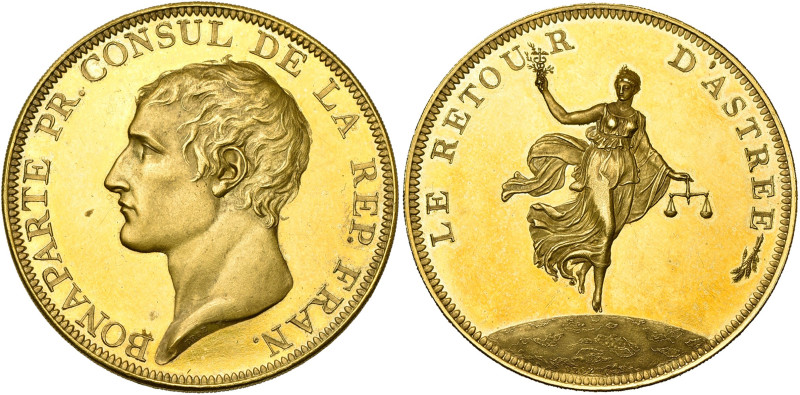 FRANCE, AE doré médaille, 1802 (an 10), Droz. Paix d'Amiens. D/ T. nue de Bonapa...