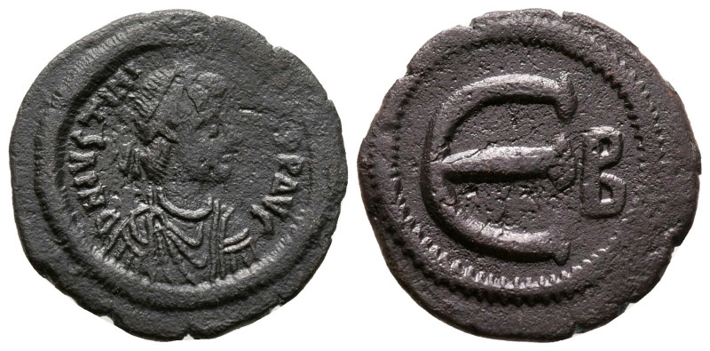 Justinian I AD 527-565. Constantinople
Pentanummium Æ

20 mm, 2,96 g



v...