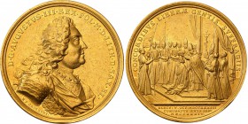 Augustus III the Sas. Medal coronation weight 25 Ducat (Dukaten) 1734, Dresden 
Aw.: Popiersie króla w prawo w peruce i w zbroi. Pod popiersiem nazwi...