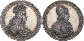 Augustus II the Strong. Medal 1699 (dynastyczny), SILVER 
Aw.: Popiersie króla w koronie i zbroi i napis, pod popiersiem monogram M. O (Omeis)Rw.: Po...