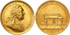 Augustus III the Sas. Award medal of the white eagle 1758 weight 25 Ducat (Dukaten), Dresden 
Aw.: Popiersie króla w prawo w zbroi. Pod popiersiem na...