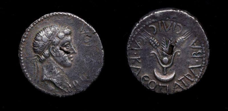 Juba II y Cleopatra Selene (25 -23 a.C). Mauritania. Denario. Ag. 3,44 g. REX IV...