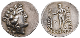 Antike Kelten
 Thasos, Tetradrachme (16.60 g), etwa 180 v. Chr. Av.: Kopf des Dynisos. Rev.: Herkules. vz. 16.60 g.