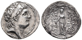 Antike Griechen
Seleukidien Tetradrachme (16,15 g), 138-129 v. Chr., Antiochos VII. Euergetes. Av.: Antiochos' Haupt mit Diadem nach rechts. Rev.: At...
