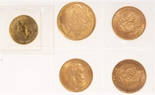 Sammlungen und Nachlässe Sammlungen Goldmünzen
 Kleines Lot bestehend aus drei preußischen 20-Mark-Stücken, einer 1/4-Unze Maple Leaf und einer Medai...