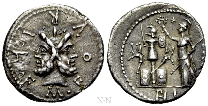 M. FURIUS L.F. PHILUS. Denarius (120 BC). Rome. 

Obv: M FOVRI L F. 
Laureate...