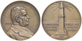 Vittorio Lo Faro Medaglia 1937 An. XVI Merito al cavaliere del lavoro - Opus: A. Perducca AE (g 99,70 - Ø 60 mm) Colpo al bordo
M.di SPL