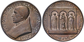 Pio XII (1939-1958) Medaglia 1956 IVSTITIA CARITAS PAX- Opus: Mestruzzi AE (g 37,39 - Ø 44 mm) Box non originale con stemma di Paolo VI.
FDC