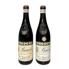 Piemonte Borgogno, Barolo Riserva Langhe 1955- BN 1952 - TS Capsule e etichette con segni d’usura del tempo. Colore chiaro. Depositi. 2 bts 
n.a.