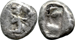 Greek
ACHAEMENID EMPIRE. Time of Darios I to Xerxes II (485-420 BC). Sardes.
AR Siglos (16.5mm 4.46g)
Obv: Persian king in kneeling-running stance ...