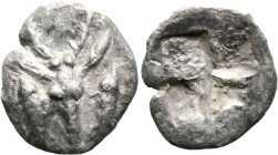 Greek
MYSIA. Kyzikos (Circa 550-500 BC)
AR Hemiobol (8.6mm 0.35g)
Obv: Head of stag facing; tunny fish to left and right
Rev: Quadripartite incuse...
