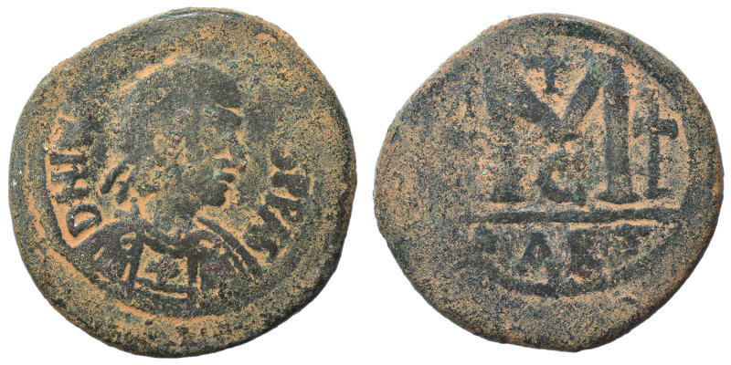 Justinian I, 527-565. Follis (bronze, 12.41 g, 29 mm), Carthage. D N IVSTINIANVS...