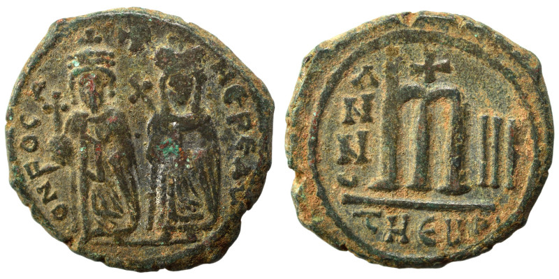 Phocas, with Leontia, 602-610. Follis (bronze, 10.99 g, 27 mm), Theoupolis (Anti...