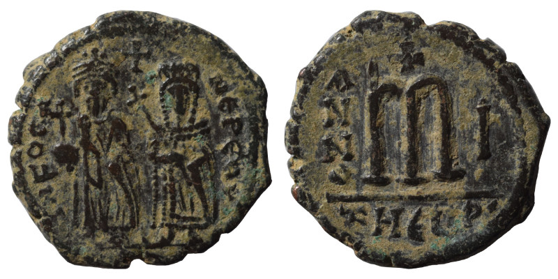 Phocas, with Leontia, 602-610. Follis (bronze, 10.40 g, 27 mm), Theoupolis (Anti...