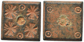 ISLAMIC. Weight (bronze, 4.14 g, 13.7x13.7 mm). Very fine.