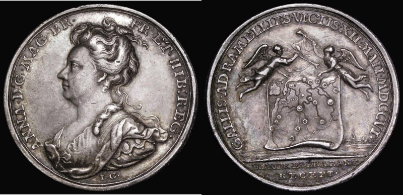 Battle of Ramilles 1706 35mm diameter in silver by J. Croker, Obverse: Bust left...