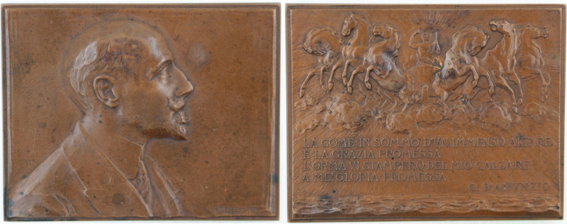 Medaglie. Placchetta Gabriele D'Annunzio. Br. Opus L. Meazza Milano. Peso gr. 89...