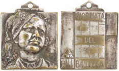 Medaglie. Giornata del Balilla. Anno XIII. Br. Argentato. Opus Senesi. Peso gr. 7,17. Diametro mm. 24x20. BB+. Parzialmente argentato. (4523)