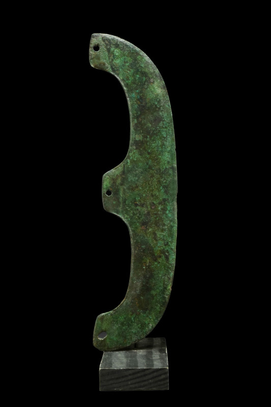 EGYPTIAN BRONZE EPSILOPN AXE HEAD

 Middle Kingdom, Ca. 1985-1773 BC
 A rare ...