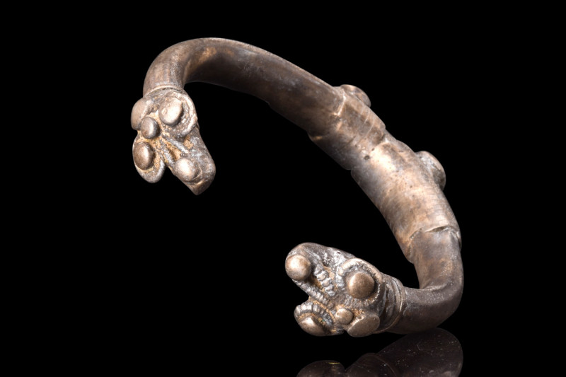 RARE SILVER EASTERN GREEK BRACELET WITH SNAKE HEADS 

 Ca. 500-400 BC
 Crafte...