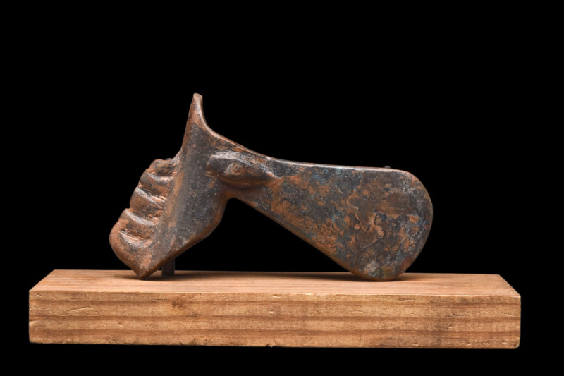 BRONZE AGE BRONZE AXE HEAD

 Ca. 2nd millennium BC
 A bronze axe head with a ...