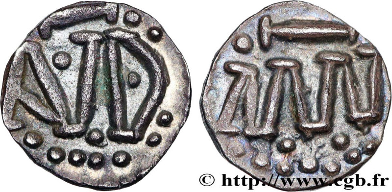 ANDECAVI (Area of Angers)
Type : Denier 
Date : c. 700-725 
Date : s.m. 
Mint na...