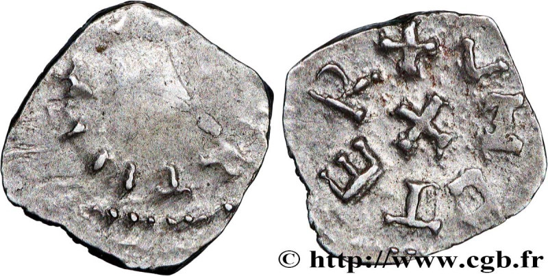 TOURS (TURONUS CIVITAS)
Type : Denier VNICTER 
Date : c. 740-750 
Date : s.m. 
M...